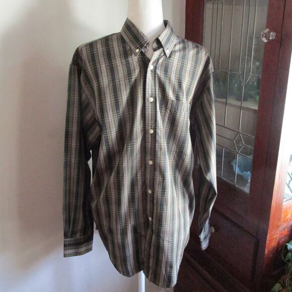 Puritan Green Plaid Button Down Shirt Men Size M Wrinkle Resistant Long Sleeve - Picture 1 of 16